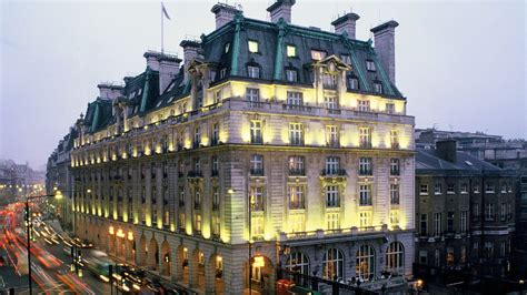 The World's Most Renowned Hotels | Al-Rasub