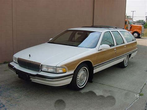 1996 BUICK ROADMASTER STATION WAGON - Front 3/4 - 66250