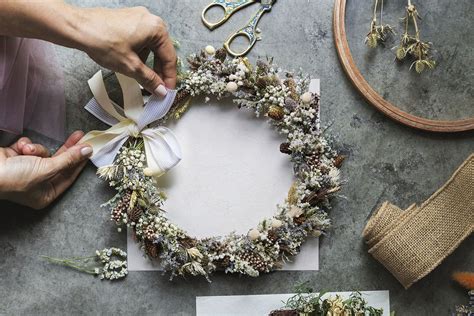 Woman tying a ribbon on a floral | Photo - rawpixel