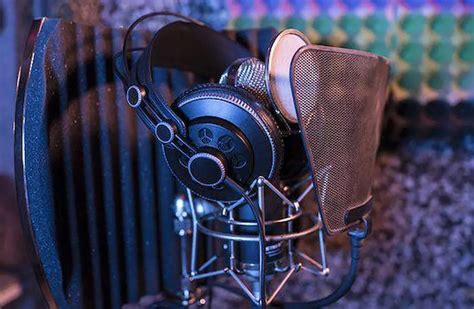 How To Reduce Microphone Noise - 8 Most Effective Methods - Updated Ideas