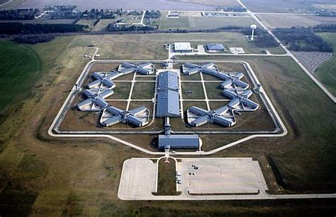 Illinois prison eyed for Guantanamo detainees