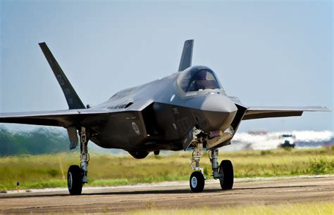 World's Best Fighter Jet: Israel's Very Special F-35 Stealth Fighter ...