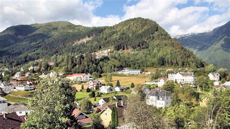 By Ferry from Bergen along the Sogneforden, up to & including Balestrand