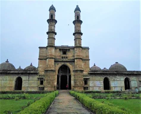 Champaner-Pavagadh Archaeological Park, history, entry fee, distance ...