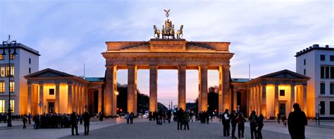 Berlin Brandenburg Flughafen Transfer und private Taxis - MyTransfers