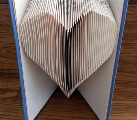 » Book Art