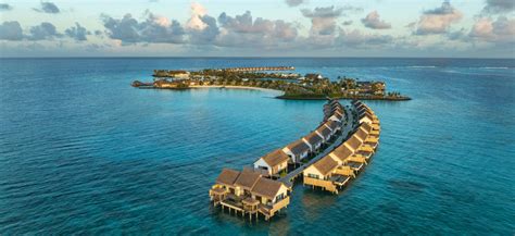 Hotel Review: Hilton Maldives Amingiri Resort and Spa in the North Malé ...