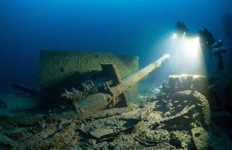 Forgotten shipwrecks of the Atlantic Ocean: Stunning sunken liners ...