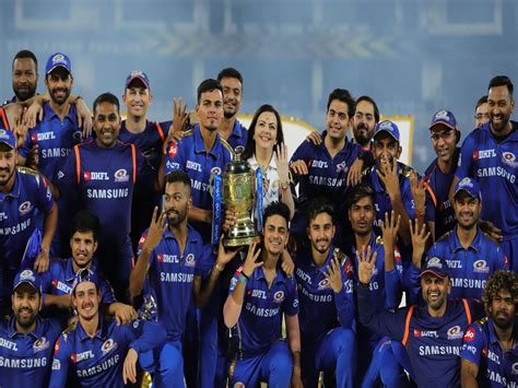 IPL 2023 Auction: Mumbai Indians Current Squad, Target players, Purse ...