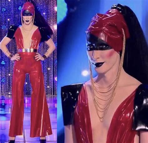 I honestly think this is Detox’s best look and one of the best of all ...