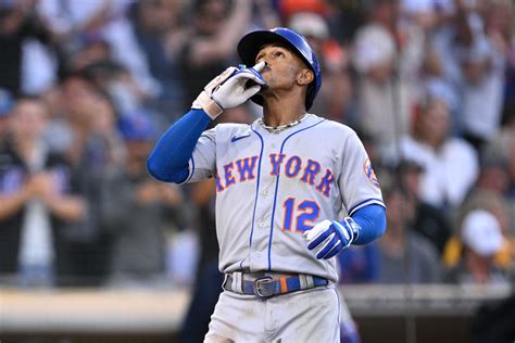 New York Mets' Francisco Lindor Makes MLB History - Sports Illustrated ...