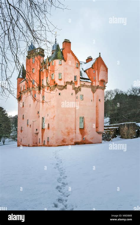 CRAIGIEVAR CASTLE ABERDEENSHIRE SCOTLAND A PATHWAY THROUGH THE DEEP ...