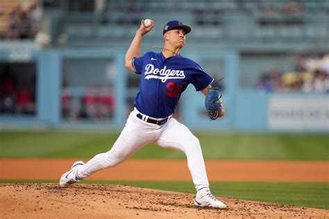 Dodgers: Watch Bobby Miller Dominate Shohei Ohtani in Spring Training ...