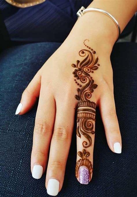 Simple Arabic Mehndi Designs For Fingers