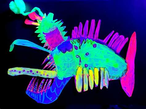 The smARTteacher Resource: Bioluminescent sea creatures!