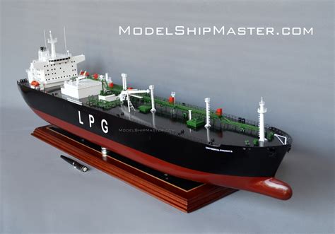 GAS CARRIER, a premium model ship