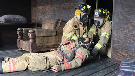 Youth firefighter training in Syracuse, NY - YouTube