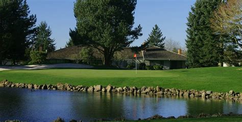 Charbonneau Golf Club - Executive Golf Course Wilsonville OR