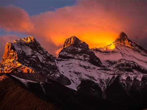 Three Sisters Mountains | Canmore Kananaskis