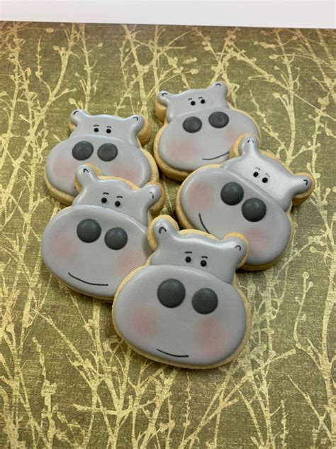 Hippo cookies | Animal decorated cookies, Safari cookies, Animal cookies