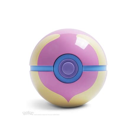 Pokémon Die-Cast Heal Ball Replica | Nintendo Distributor SA — Nintendo ...