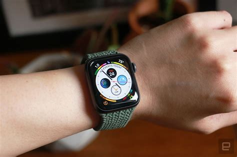 WatchOS 8 app 'leaks' hint at a more independent Apple Watch