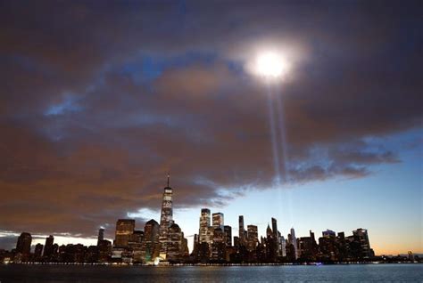 Stunning Images of the New York City Skyline Every Year on 9/11 ...