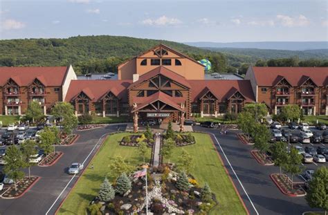 12 of the Best Poconos Family Resorts - The Family Vacation Guide