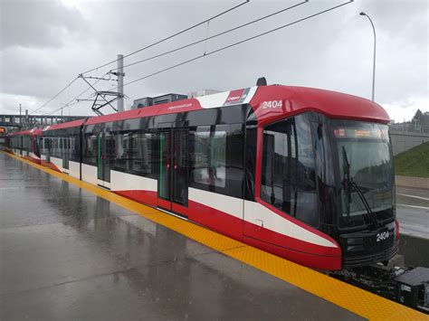 File:Calgary Transit 2404-a.jpg - CPTDB Wiki