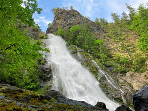 5 Best Olympic National Park Waterfalls - Ordinary Adventures