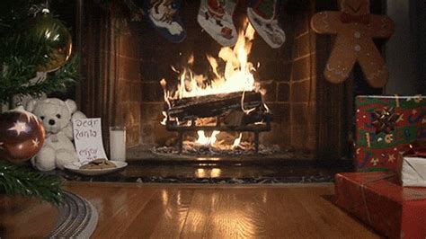 Yule Log Fireplace GIF - Find & Share on GIPHY