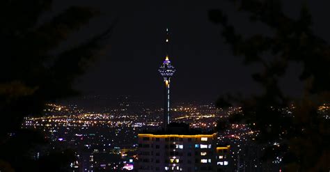 Tower in City at Night · Free Stock Photo