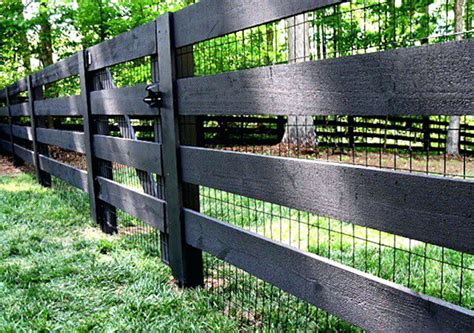 10 Beautiful and Cheap Garden Fence Ideas for Privacy - Green Gold ...