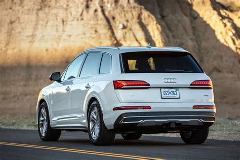 Audi Q7 2022 Black