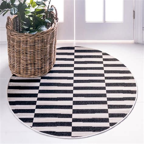 Black 5' x 5' Tribeca Round Rug | Area Rugs | eSaleRugs