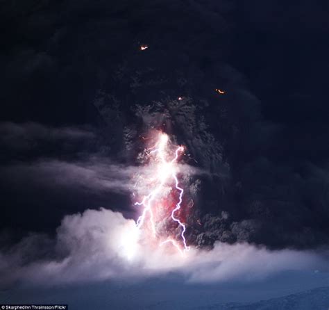 Iceland volcano eruption: The terrifying cauldron of lava and lightning ...