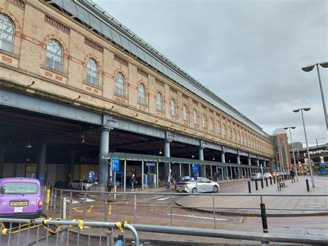 Manchester Train Stations - Our Guide - Railsmartr.co.uk