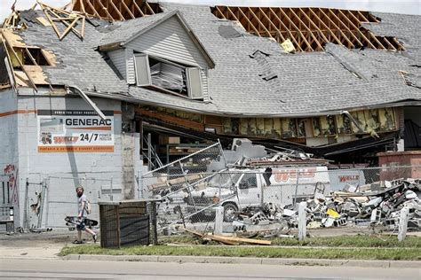 Heeded alarms may have limited deaths in Ohio tornadoes