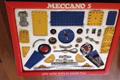 Vintage Meccano Set No.5 With Box And Model Books | Meccano, Old toys ...