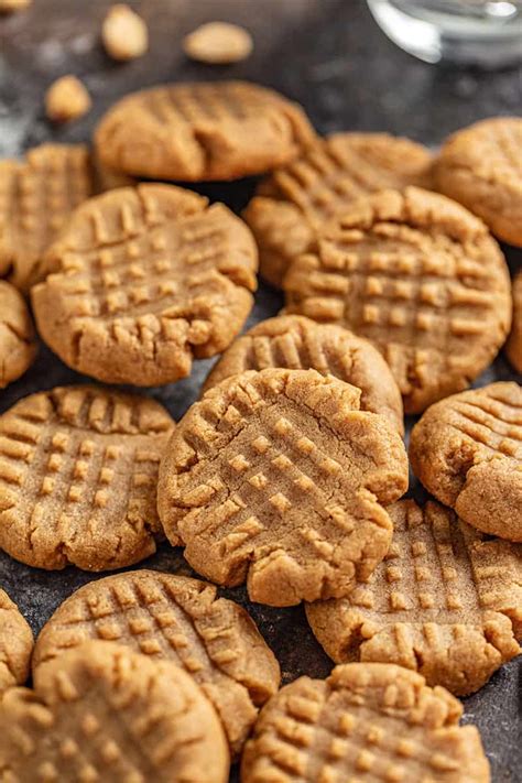 5 Ingredient Peanut Butter Cookies