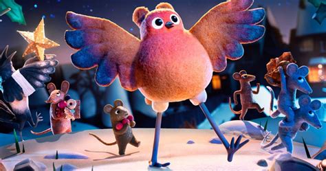 Robin Robin Trailer: A Bird Is Raised by Mice in New Aardman Holiday ...