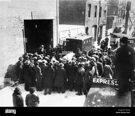 Gang war in Chicago, 1929 Stock Photo - Alamy