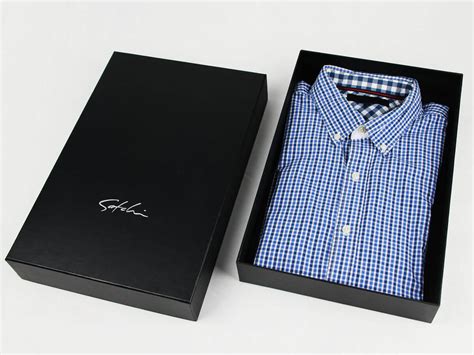 Glossy Varnish Shirt Box with Surface Embossing - Newstep