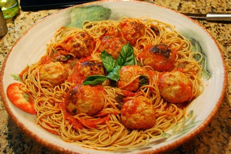 Delicious & Tasty Recipes : Whole Wheat Spaghetti and Meatballs | Whole ...