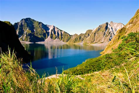 Mount Pinatubo Crater Lake Stock Photo - Download Image Now - iStock