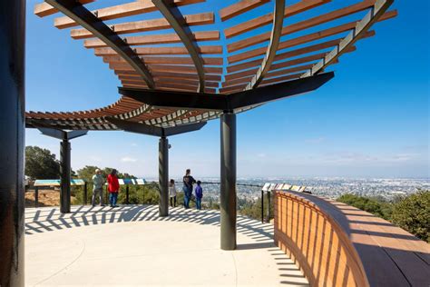 Oakland-Zoo-California-Trail-by-Noll-and-Tam-Architects-08 ...