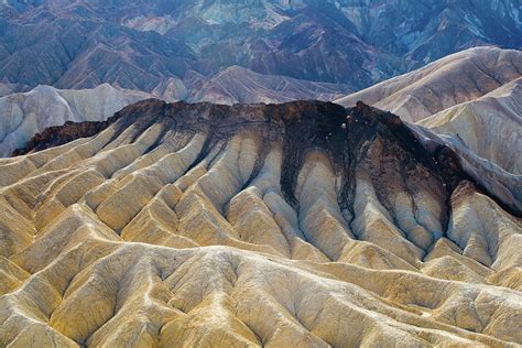 Death Valley, USA : Features, Geology, Formation