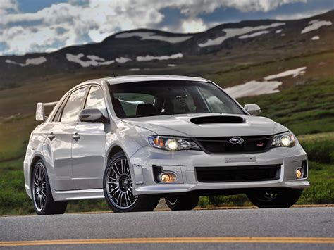 Subaru WRX STI Sedan 2.5 (300 Hp) Turbo