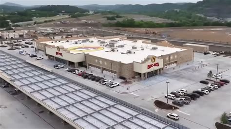 World’s Largest Gas Station Is a New Buc-ee’s With 120 Pumps