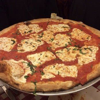 Lombardi’s Pizza - 3641 Photos & 5415 Reviews - Pizza - 32 Spring St ...